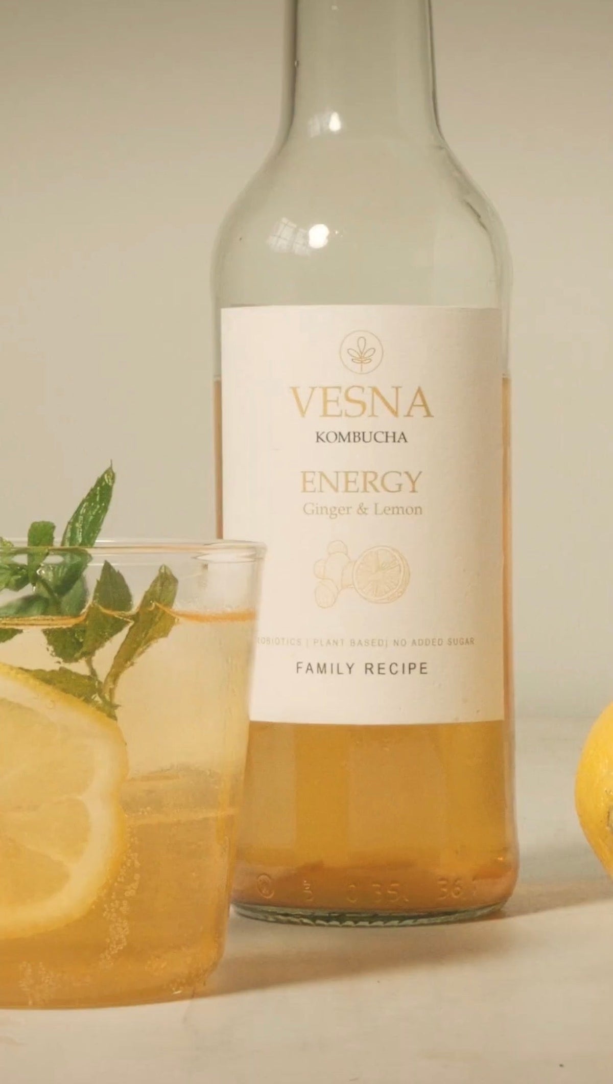 When Is the Best Time to Drink Kombucha?